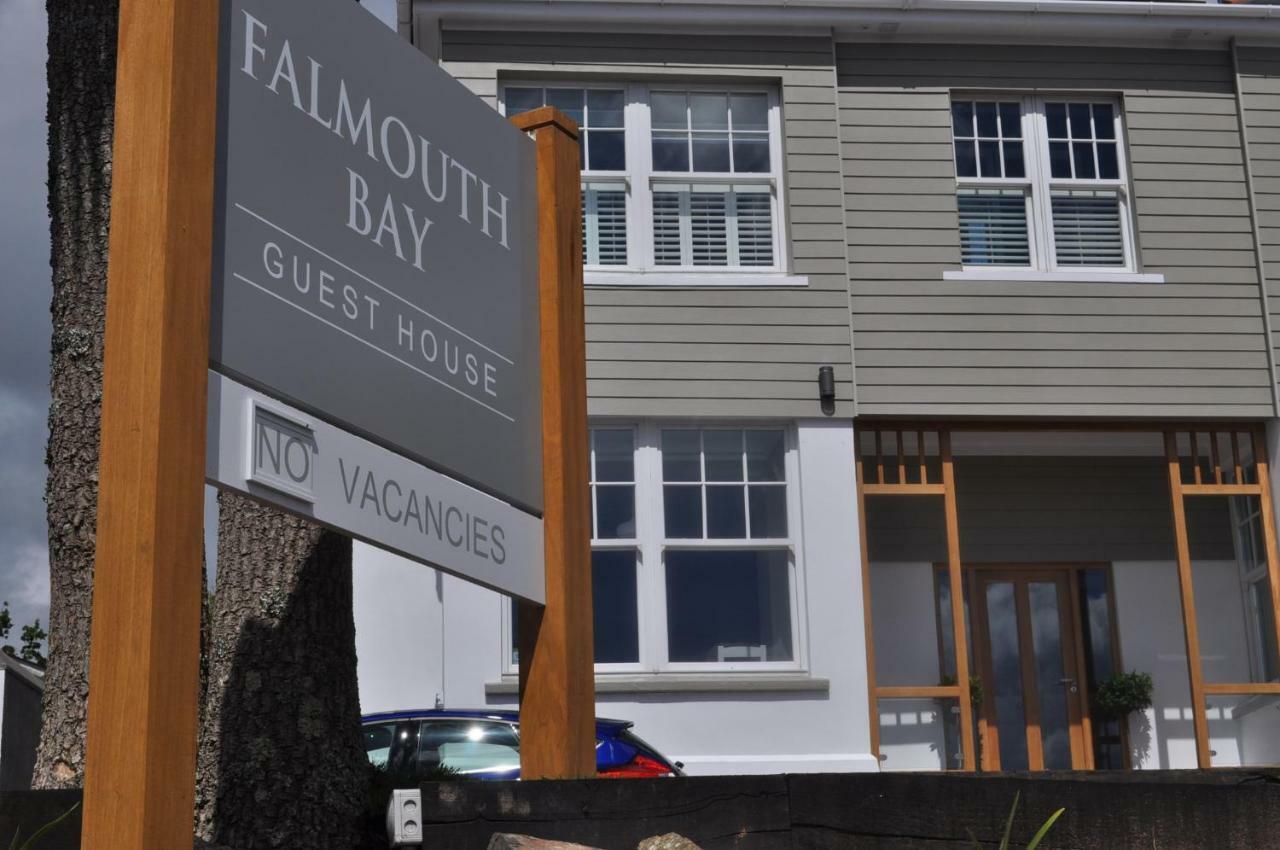 Falmouth Bay Екстериор снимка