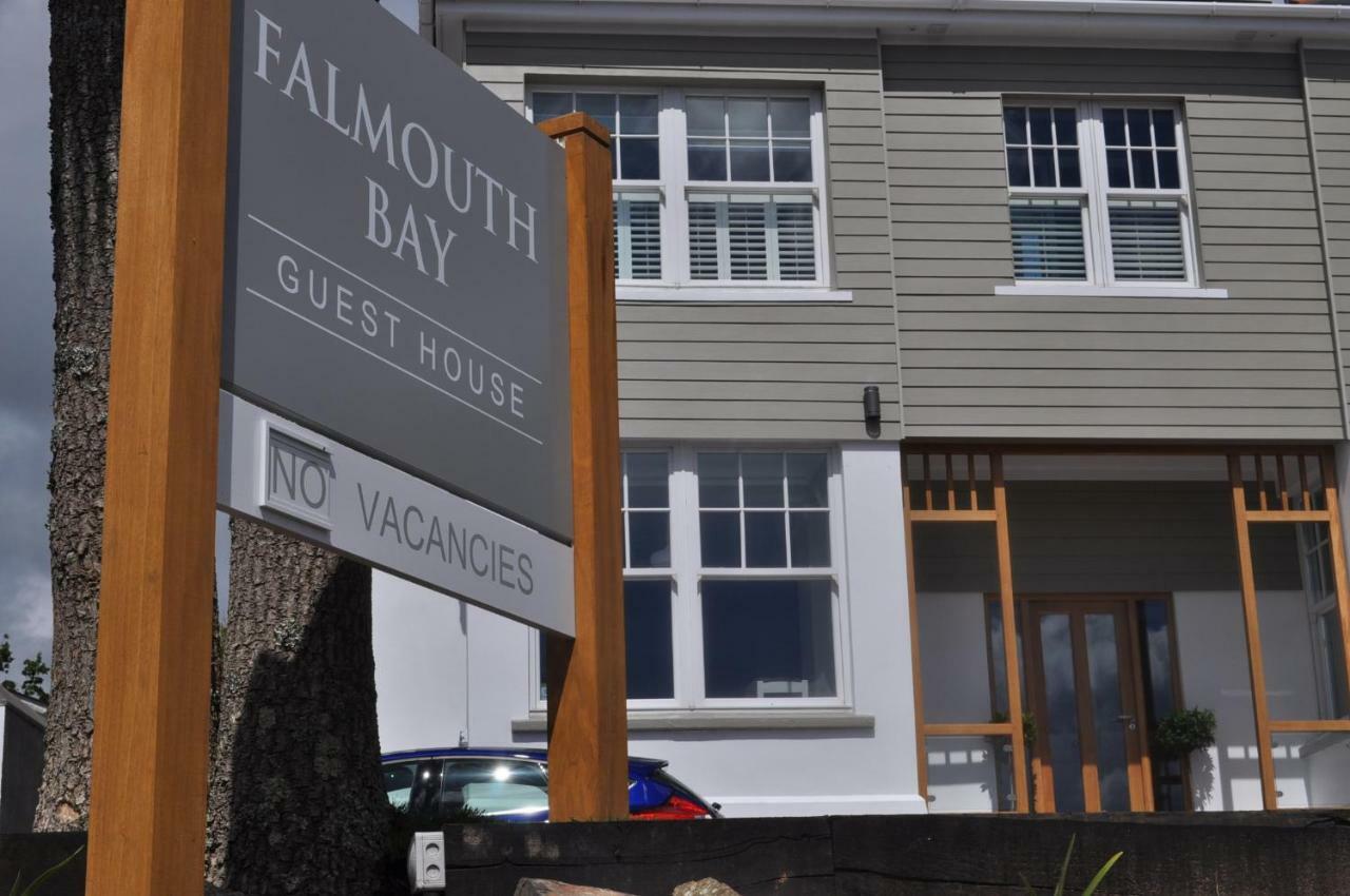 Falmouth Bay Hotel Екстериор снимка